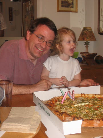 2005_07_23 Randy and Jane with birthday pizza.jpg